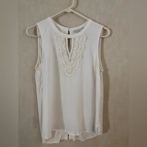 Women's White Sleeveless Top